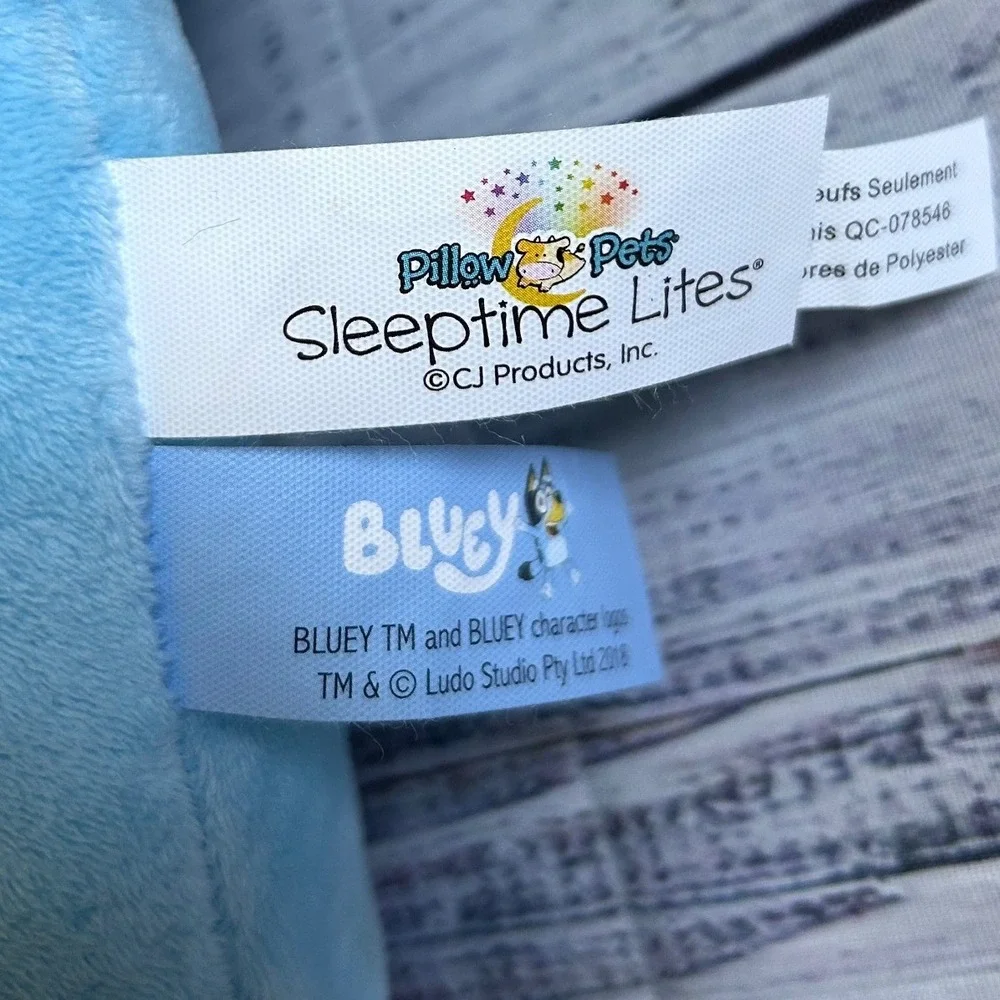 Bluey Pillow Pets Sleepytime Lites Light Up Plush Night Light Projector Toy